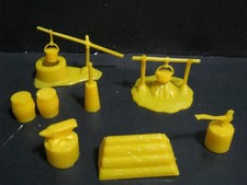 VINTAGE - 8-PIECE - PLAYSET PIECES - FORT APACHE