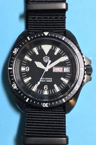 WATCHDIVES MILSPEC VINTAGE STYLE DIVER SEIKO VH31 SWEEP SAPPHIRE BLACK STAINLESS