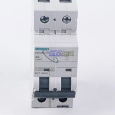 one 5SY5204-7CC 2P 4A Circuit Breaker *rr