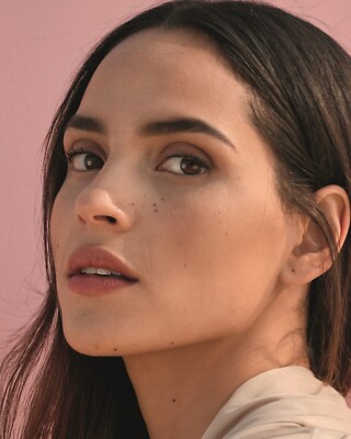 SEXY ADRIA ARJONA 8x10 PHOTO *