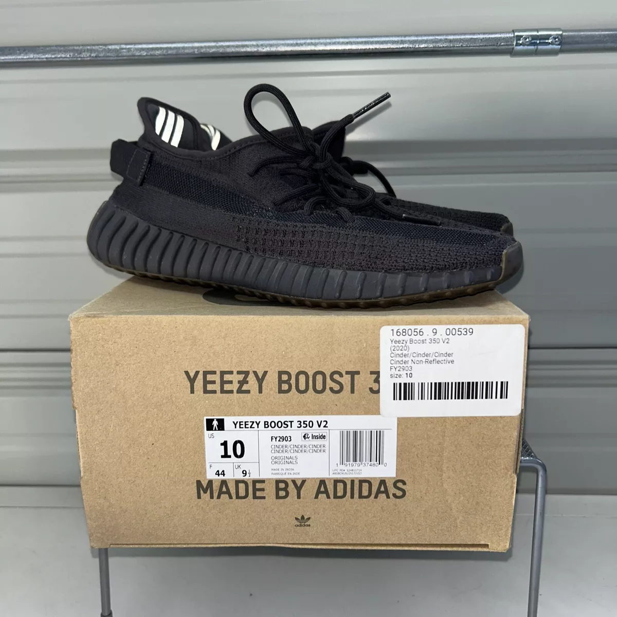 adidas Mens Yeezy Boost 350 V2 FY2903 Cinder - Size 4