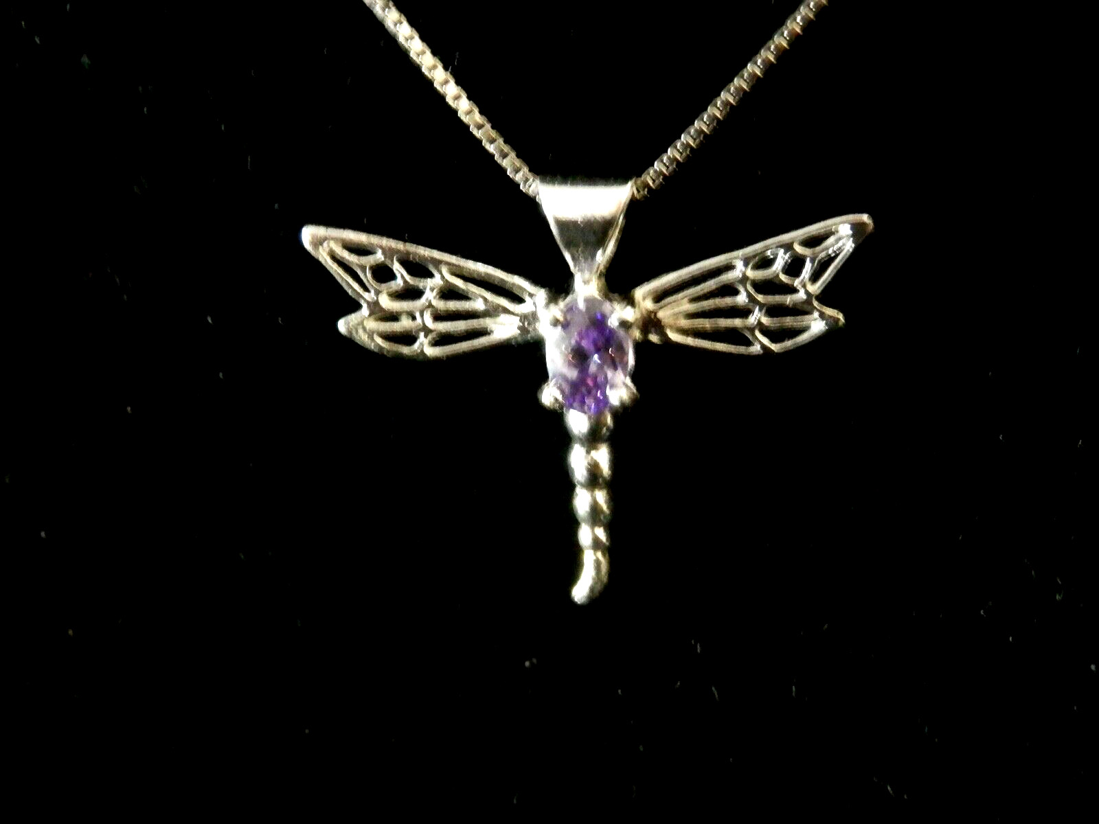 Beautiful Sterling Silver Solitaire Ameythst Drag… - image 1