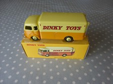 DINKY TOYS 33AJ Simca Cargo fourgon 80 ans de dinky NEUF hors collection ATLAS
