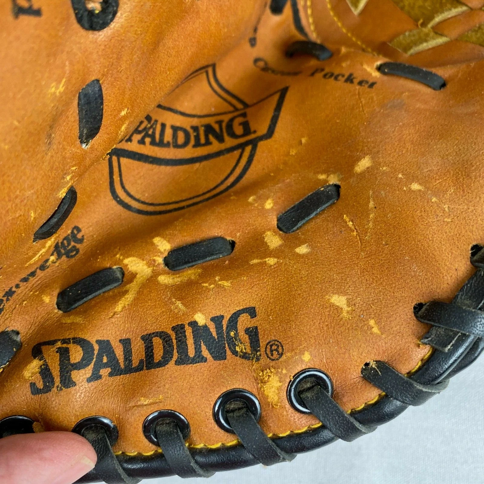 Spalding 19510 TRU 11” Leather Lefty Baseball Glove Flex Wedge Deep Pocket