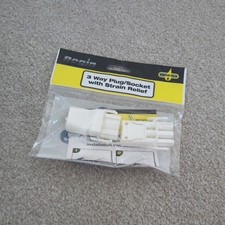 REGIN 3 WAY PLUG ELECTRIC CONNECTOR SOCKET WITH STRAIN RELIEF REGE103