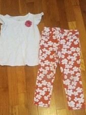 Girls White Ruffle Sleeve Top with Pink Flower pink flower jeggings, 5