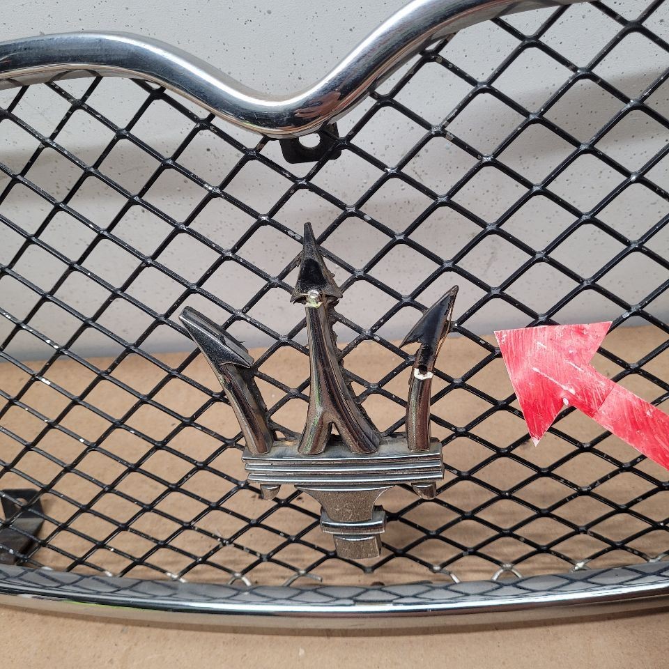 Maserati Quattroporte 2006 Front Bumper grille