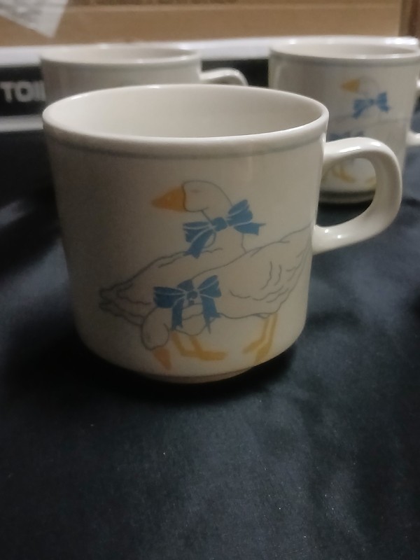 Vintage Mugs With Geese