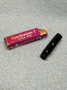 Vintage Wm Kratt Co Synchrotone I Pitch Pipe  S-1A Single “A”