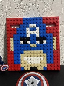 Marvel Lego Minifig Captain America Dark Blue w/Shield & Mosaic