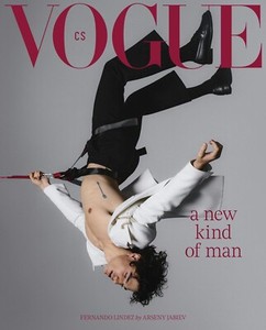 女性情報誌 Vogue Czechoslovakia Magazine July 2022 Vogue Cs | eBay