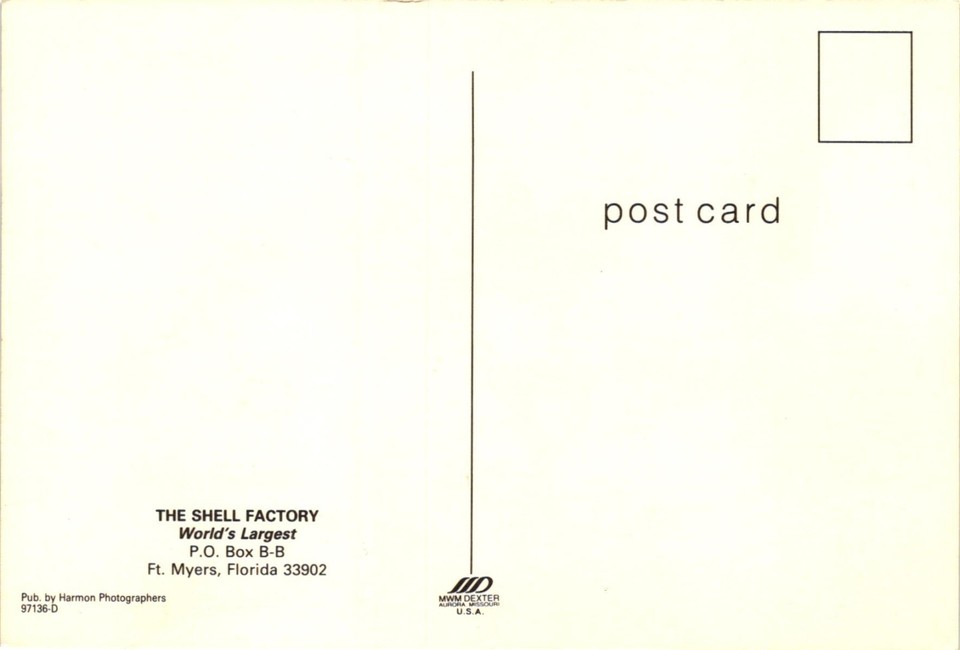 Fort Myers FL Shell Factory Gift Shop Interior Mother Son Conch Closed