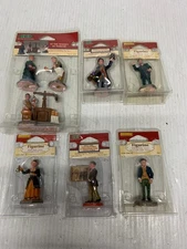 Lemax Village Collection Figurines Lot 8 FREE SHIPPING