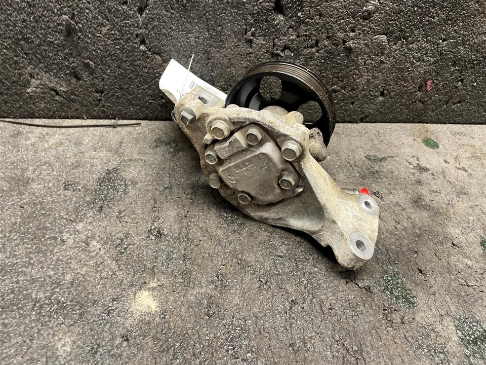 Used Power Steering Pump fits: 2015 Jeep Wrangler 3.6 Grade A - Image 2 of 4