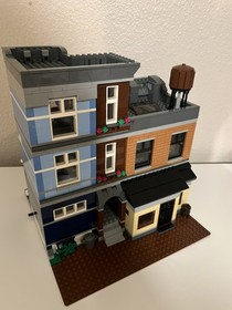 LEGO Creator Expert 10246 Detective's Office with instructions , COMPLETE