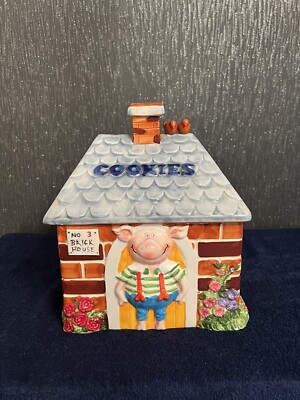 Ein Retro Sammlerstück Keramik Rayware drei Schweine Backstein Haus Keks-/Vorratsdose.