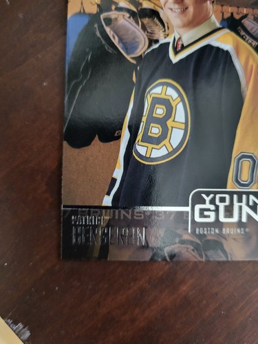 PATRICE BERGERON  #204 YOUNG GUNS ROOKIE CARD **BOSTON BRUINS** - Picture 5 of 11