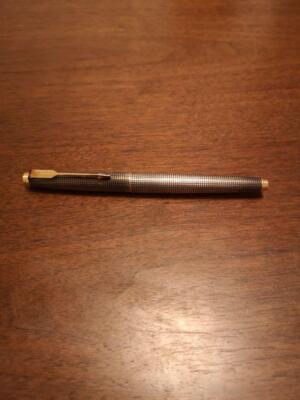 Parker 75 Füllfederhalter Gittermuster Silberfeder F 14K Gold ohne Box gebraucht