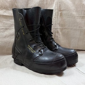 Bata Mickey Mouse Boots | eBay display picture 1