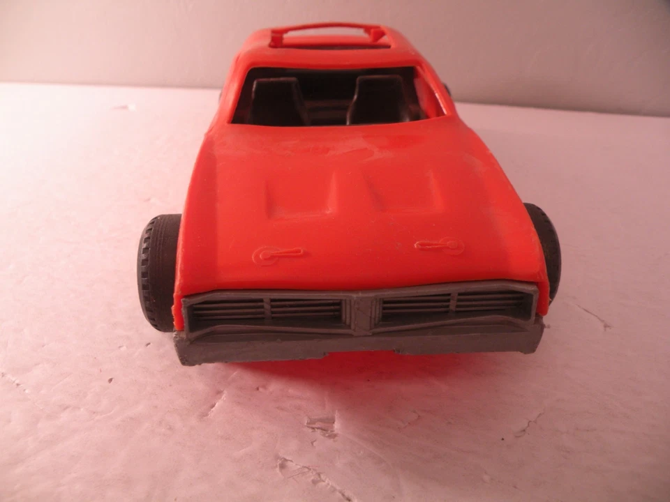 1980 Mego Dukes of Hazzard GENERAL LEE Plastic Toy Model Car Read Incomplete - Image 3 of 4