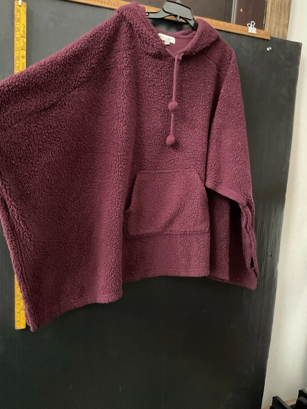 Koolaburra by UGG Cozy Brushed Back Sherpa Poncho with Pom Detail Wine XL/1X