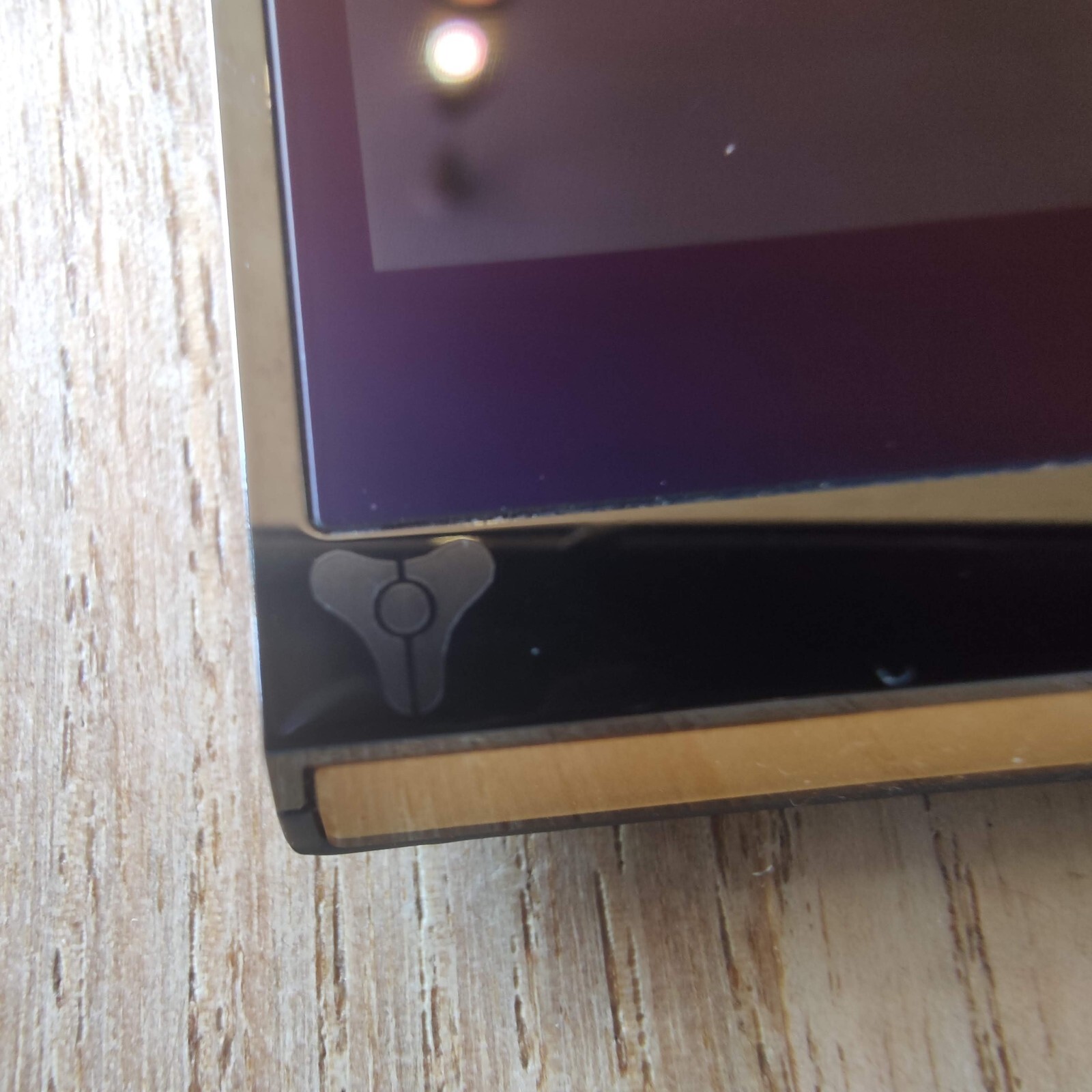 Turing Phone Dark Wyvern (Sailfish OS) - Bild 10 von 11