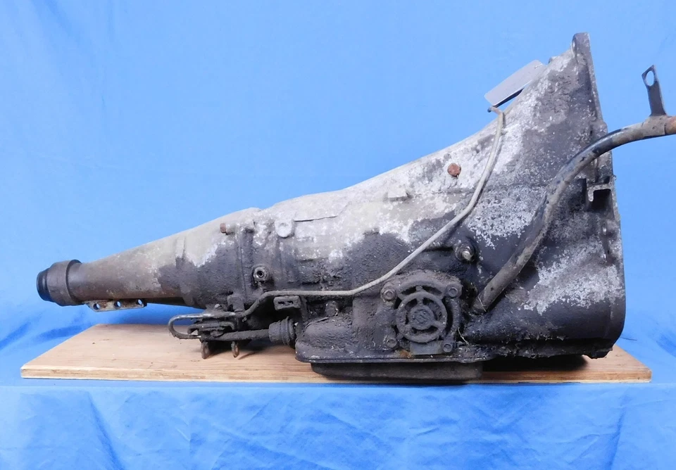 Ford Tbird Torino Cyclone C6 1970-71 eje trasero corto 429 transmisión Big Block Foto 2 de 3