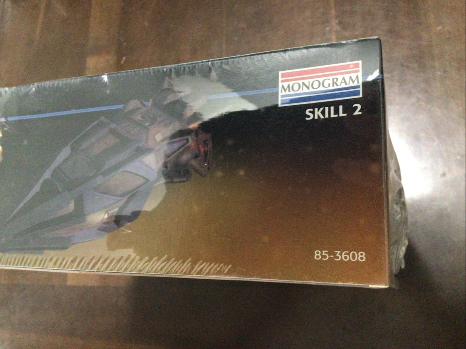 Kit modelo Kazon Torpedo Star Trek Voyager 1996 monograma #85-3608 sellado Foto 2 de 4