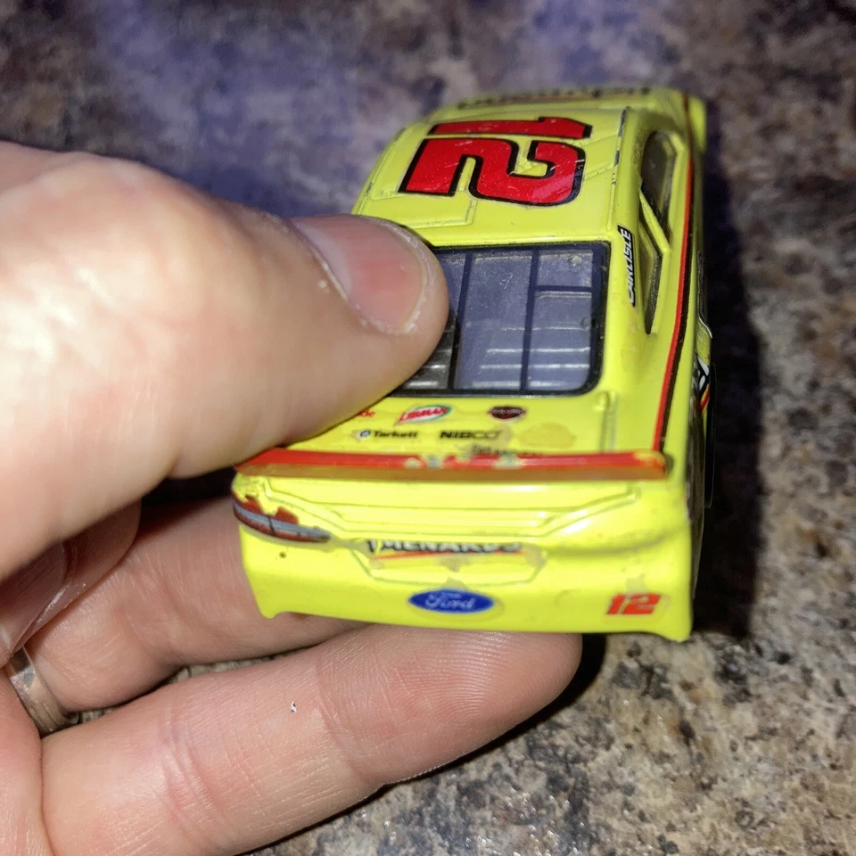 RYAN BLANEY #12 MENARDS RICHMOND 1/42(?) COCHE FUNDIDO A PRESIÓN - Raro Foto 2 de 4