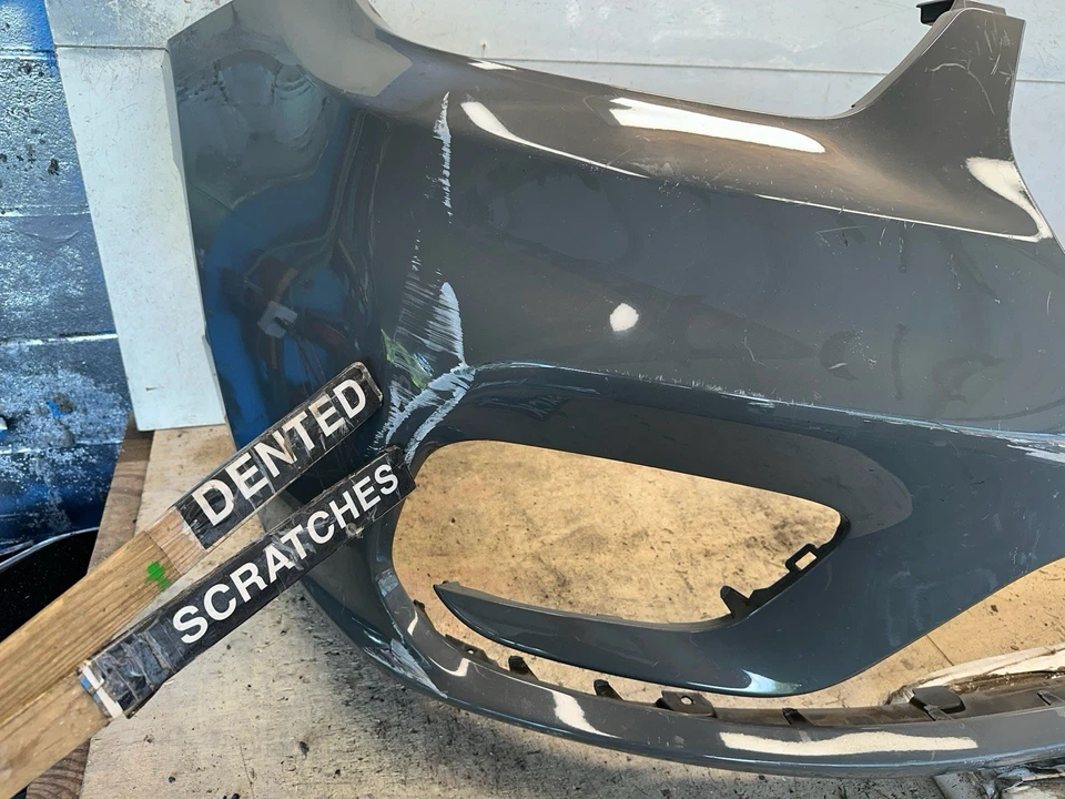 2021 2022 2023 CHRYSLER PACIFICA PARACHOQUES DELANTERO CUBIERTA OEM Foto 3 de 4