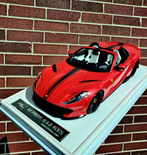 Ivy Models 1/18 Ferrari 812 Novitec-Rosso Corsa Red-White Leather Plexiglas Case - Bild 10 von 20
