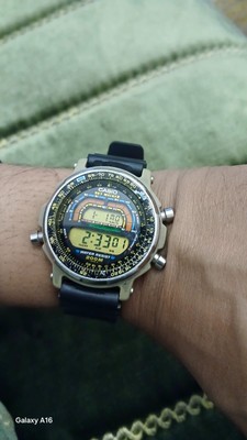 Vintage Casio 905 Dw-4000 Sky Walker Digital 200 M Wrist Watch