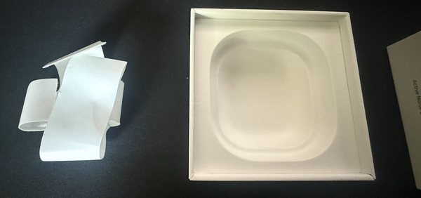 Apple AirPods 4ta generación Bluetooth con cancelación activa de ruido (SOLO CAJA) 3