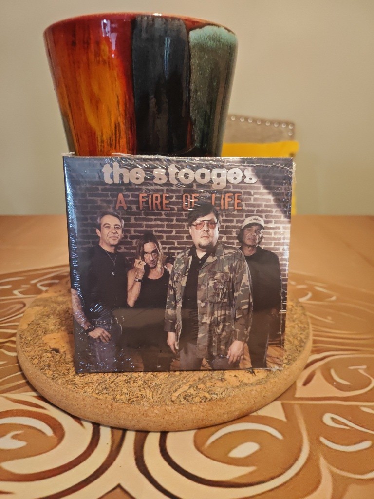 STOOGES - A FIRE OF LIFE - CD - . DIGIPAK. NEW SEALED. FREE POST