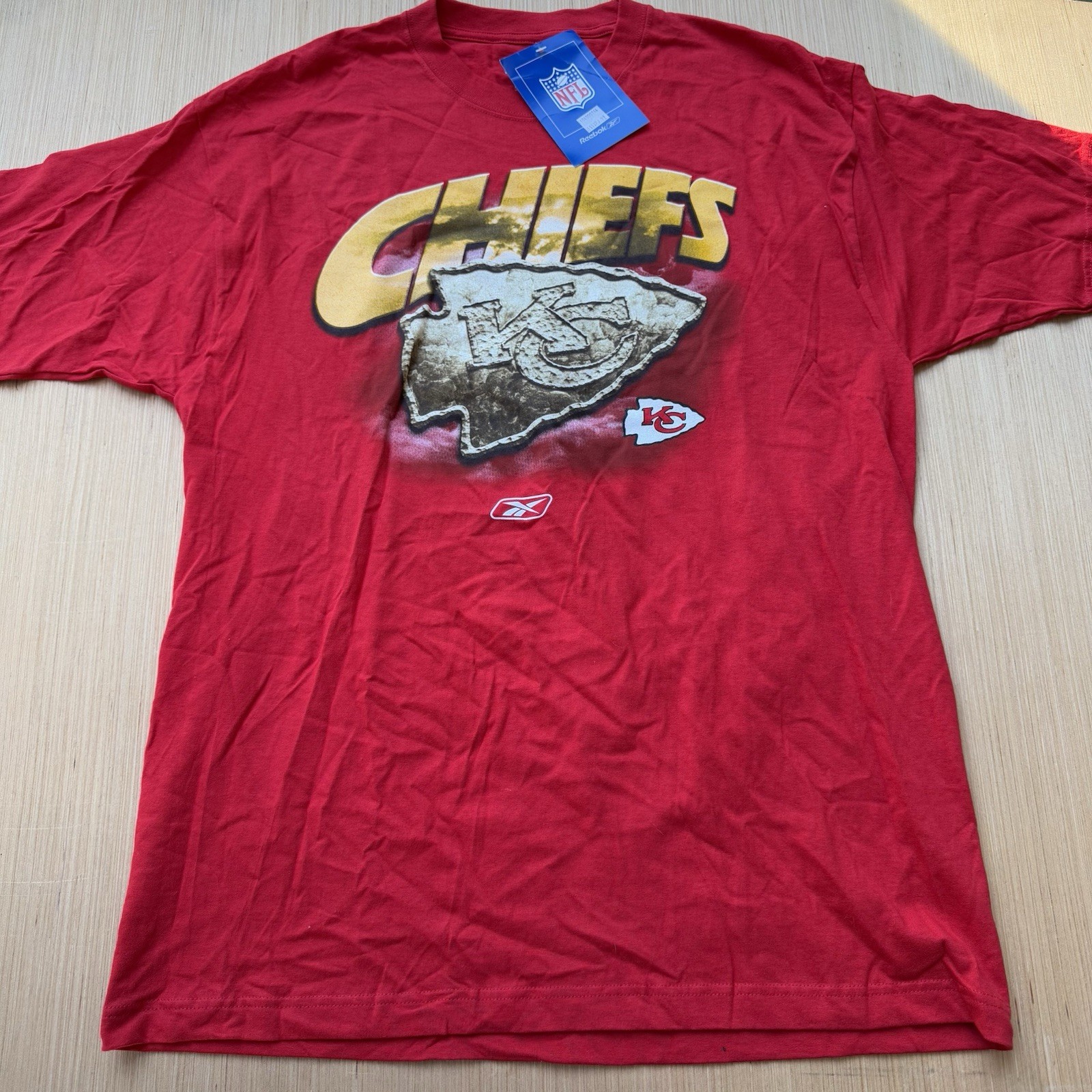 Deadstock Y2K Kansas City Chiefs VTG Arrowhead NOS Shirt Red Spellout L Cotton