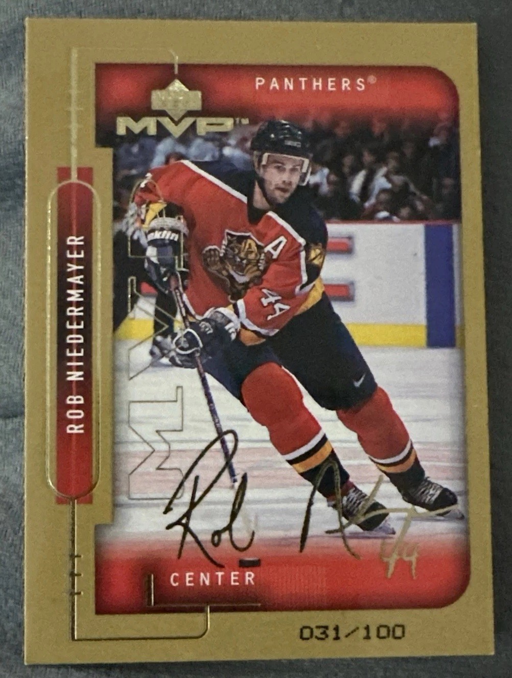 1999-00 Upper Deck MVP - Rob Niedermayer #88 Gold Script /100