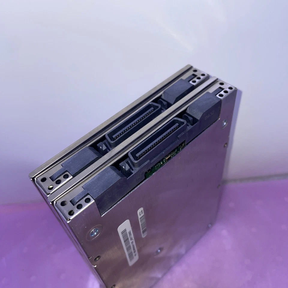 Lot of 2 Hitachi 3.5In 15.0Mm 100Gb Fcal hard drive P/N: S0B24938 - Image 3 of 3