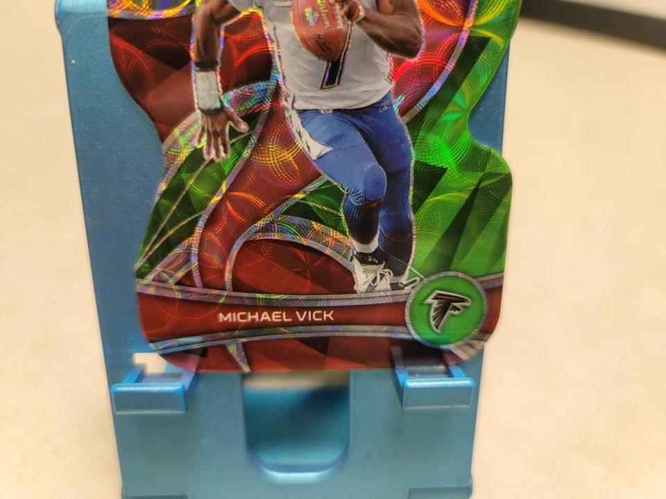 2022 Panini Spectra Neon Green Prizm Die-Cut 01/30 Michael Vick #111 C1750 - Image 3 of 4