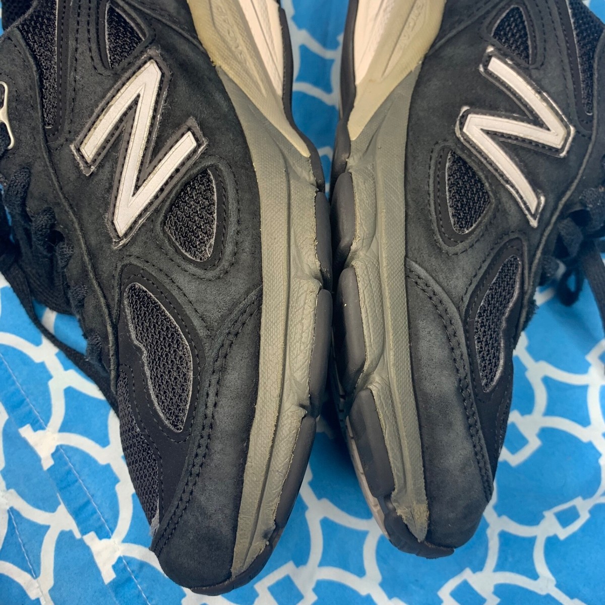 New balance 990v4 Women's size 6.5 Made in USA Black silver New balance 990v4 Women's size 6.5 Made in USA Black silver