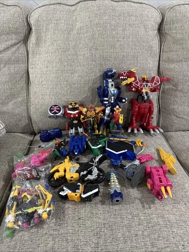 Lot Of Vintage Power Rangers  Figures And Accessories