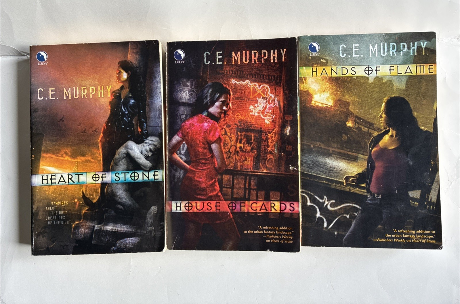C.E. Murphy 3 pb - compl. Negotiator ser: Heart/Stone, House/Cards, Hands/Flame