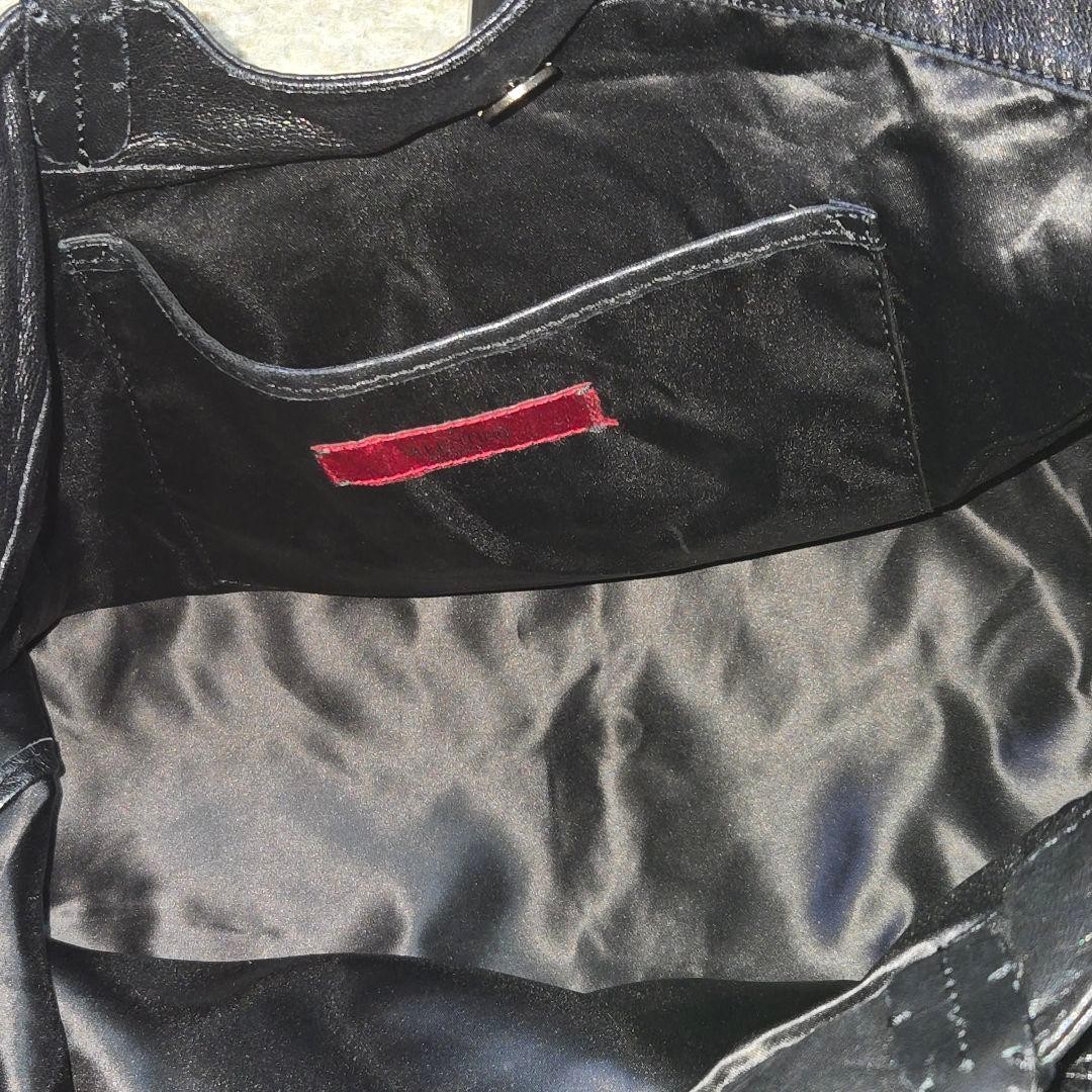 Valentino Garavani Leather Tote Bag 2Way Floral Pattern Black Rare Japan thumbnail 12