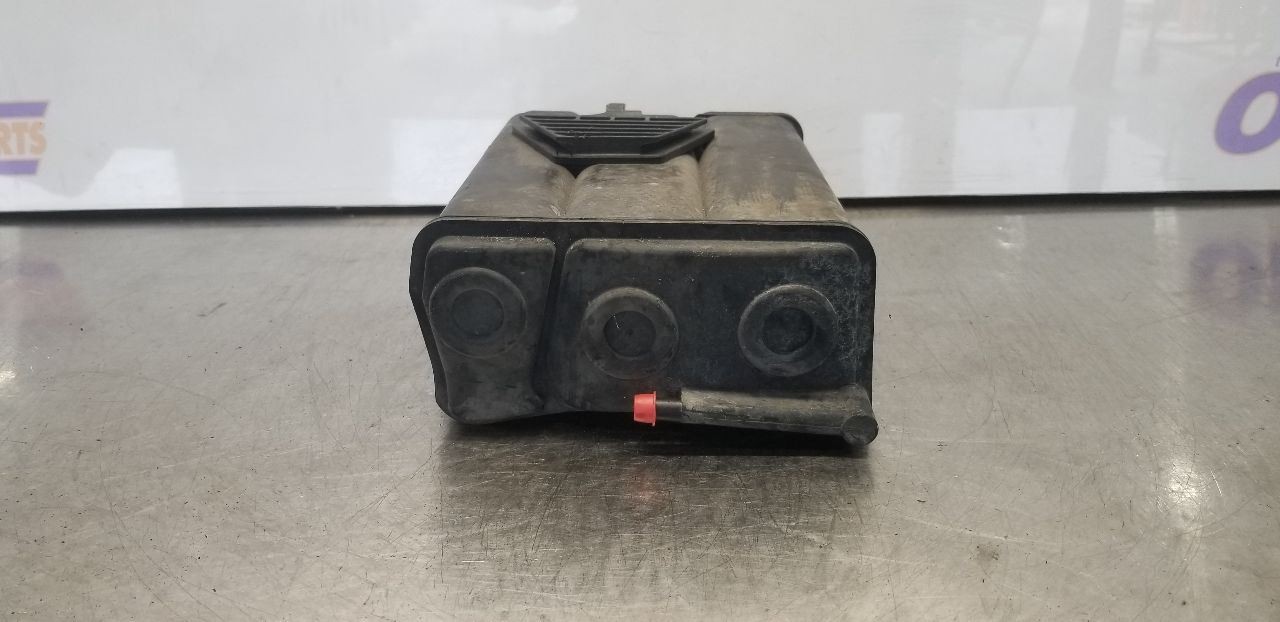 11 MERCEDES BENZ SLS AMG C197 6.3L FUEL VAPOR CANISTER 1974700059