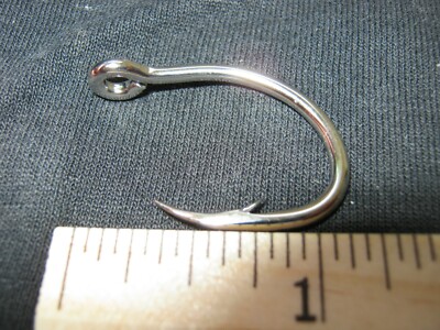 100  Eagle Claw L318NMGM Nickel Live Bait hooks 5/0 Tuna, Wahoo Dorado