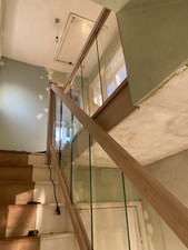 Oak Full Glass Staircase Banister Set up-to 2.6m with Landing up to 1.6m