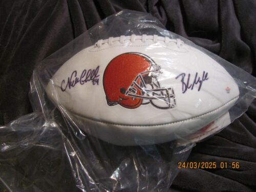 Baker Mayfield Nick Chubb Firmado a Mano Autógrafo Browns Logo Fútbol Certificado PAAS