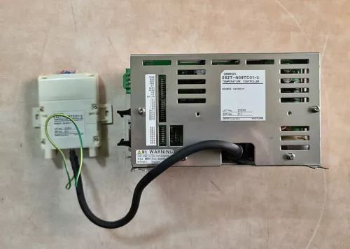 Omron Temperature Controller E5ZT-N08TC01-2 free ship