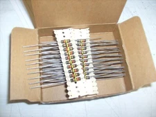 NEW IRC GBT-1/2 CARBON COMPOSITION 1/2 W RESISTORS GRIP STRIP 50 PAK 