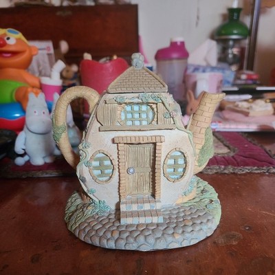 Shudehill Giftware Teekanne mit Blumen ohne Mäuschen Deko Zwergen Haus 13cm rar