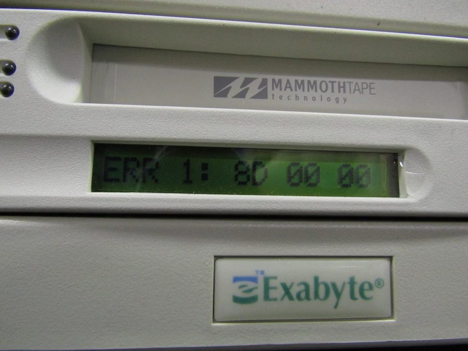 Exabyte 270004-1099 Mamoth2 TT2000 60/150Gb SCSI LVD SE External Tape Drive - Image 4 of 4